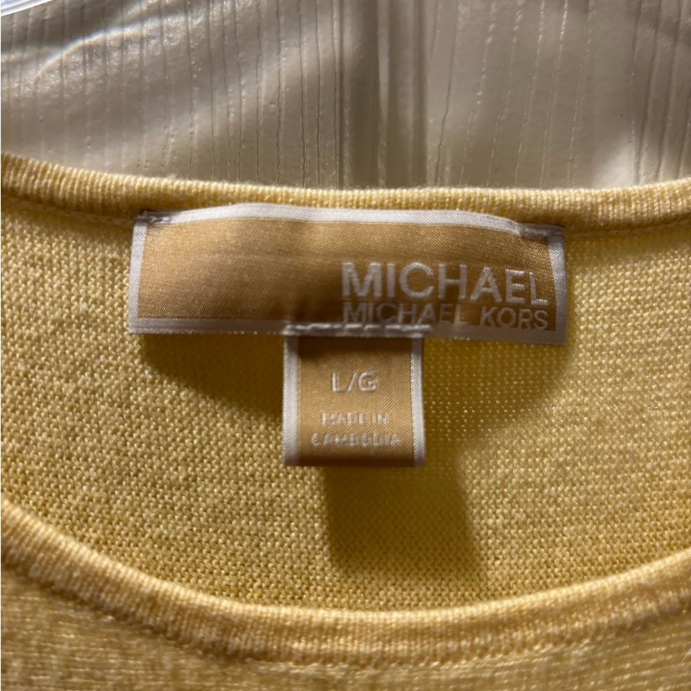 Michael Kors Spring Yellow Lightweight Sweater - Picture 3 of 4